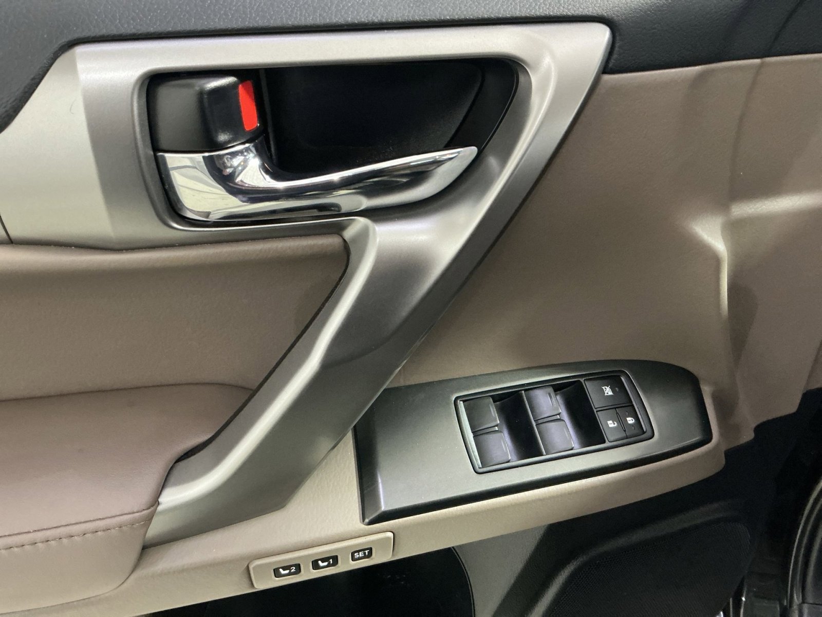 Used 2023 Lexus GX 460 Premium image 23