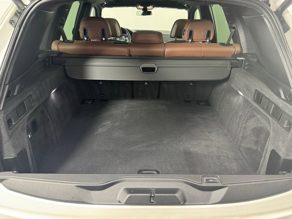 Used 2019 BMW X5 xDrive50i w/ M Sport Package AWD/4WD image 28