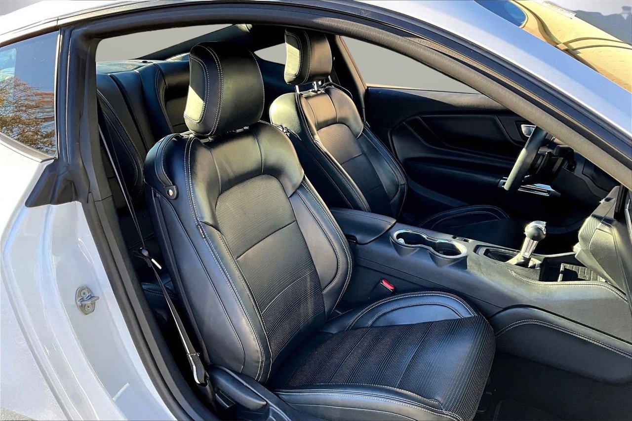 Used 2024 Ford Mustang GT Premium image 21