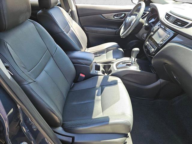Used 2015 Nissan Rogue SL w/ SL Premium Package FWD image 28