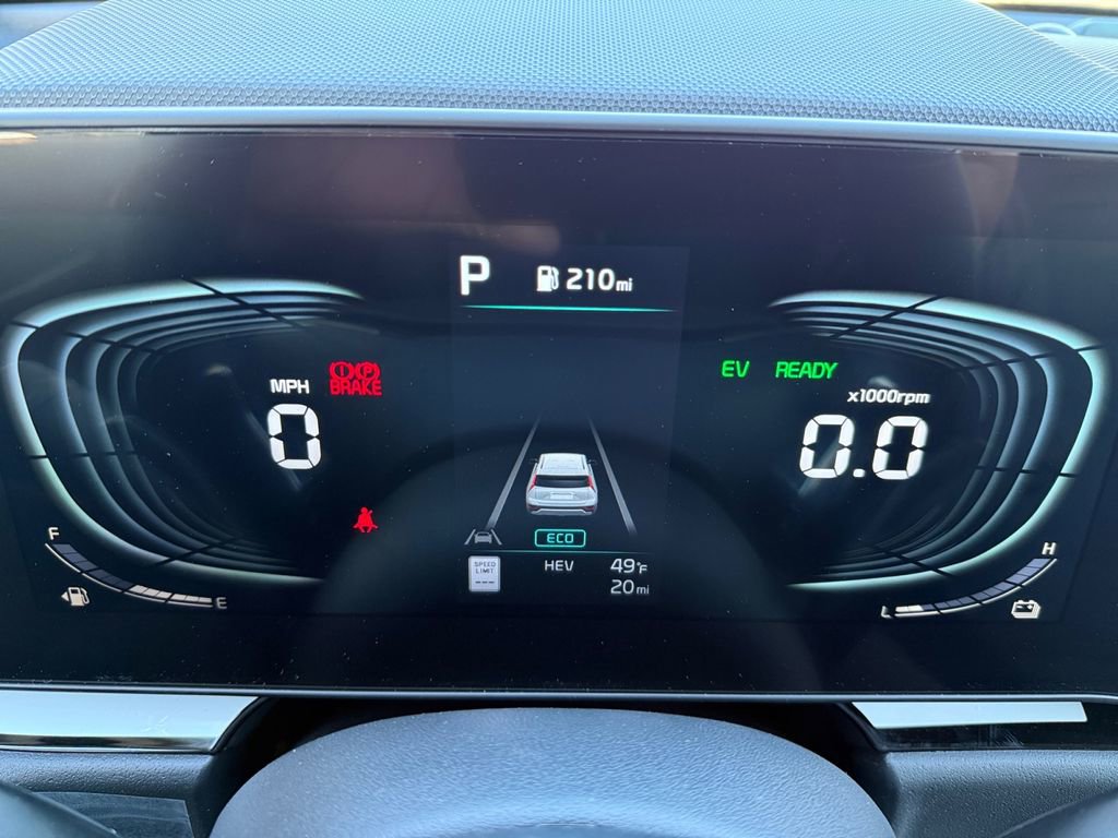 New 2025 Kia Niro EX w/ EX Cold Weather Package image 13