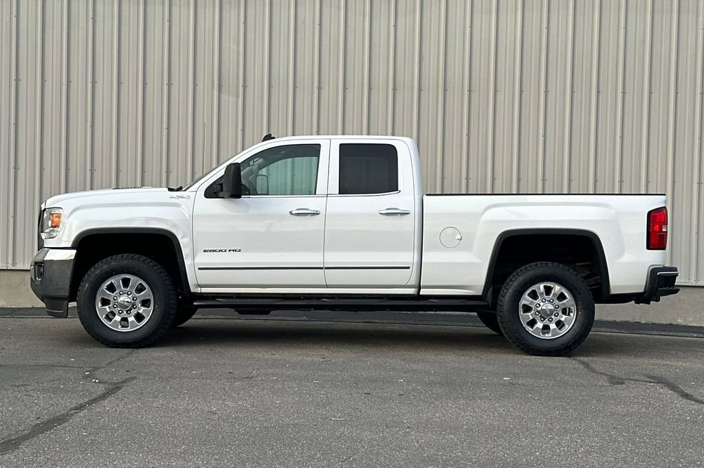 Used 2015 GMC Sierra 2500 SLT w/ Driver Alert Package image 7