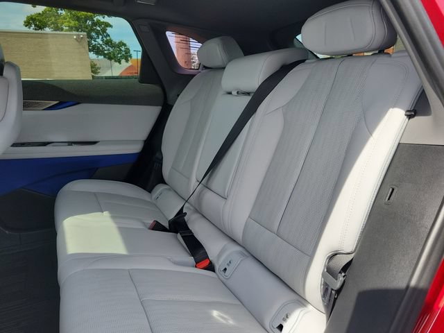 New 2027 Cadillac Optiq Premium Luxury w/ LPO, Floor Liner Package AWD/4WD image 26