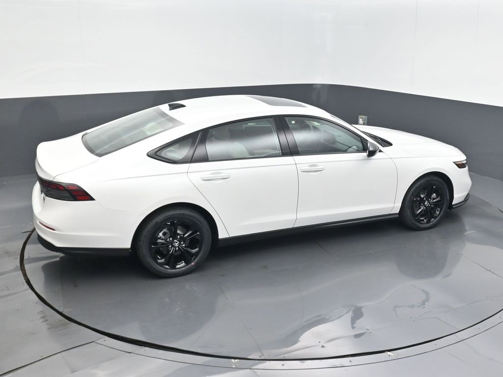 New 2025 Honda Accord SE image 24