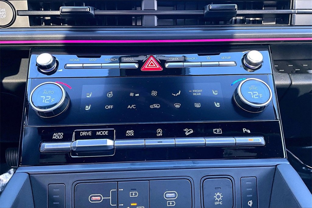 Used 2025 Hyundai Santa Fe Calligraphy image 32