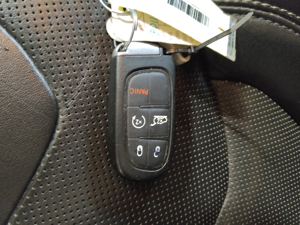 Used 2023 Jeep Cherokee Altitude Lux image 32