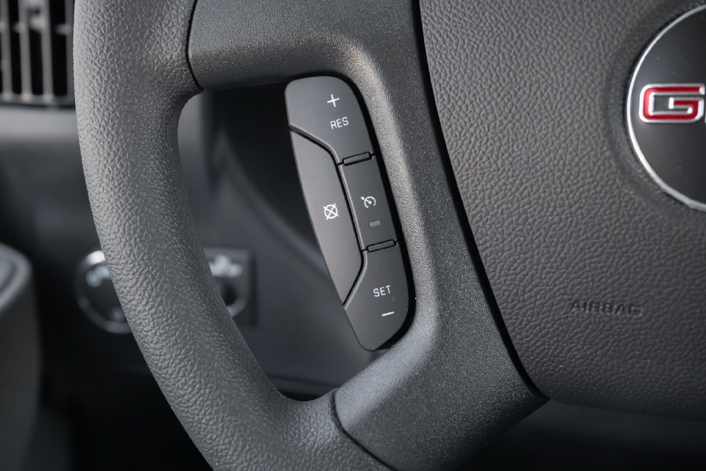 New 2025 GMC Savana 2500 Extended w/ Driver Convenience Package RWD image 16