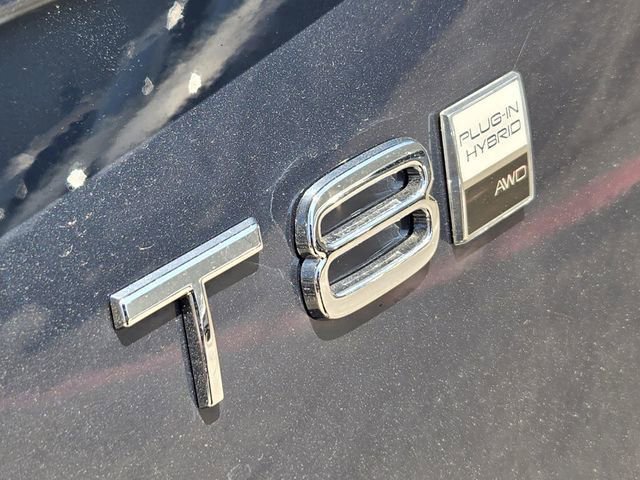 New 2025 Volvo XC90 T8 Core image 14