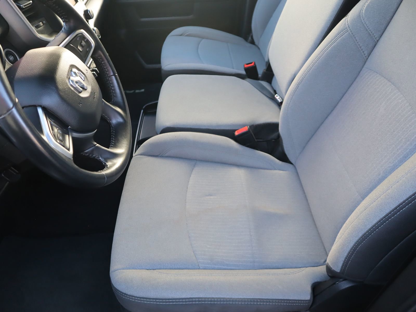 Used 2024 RAM 2500 Big Horn image 28