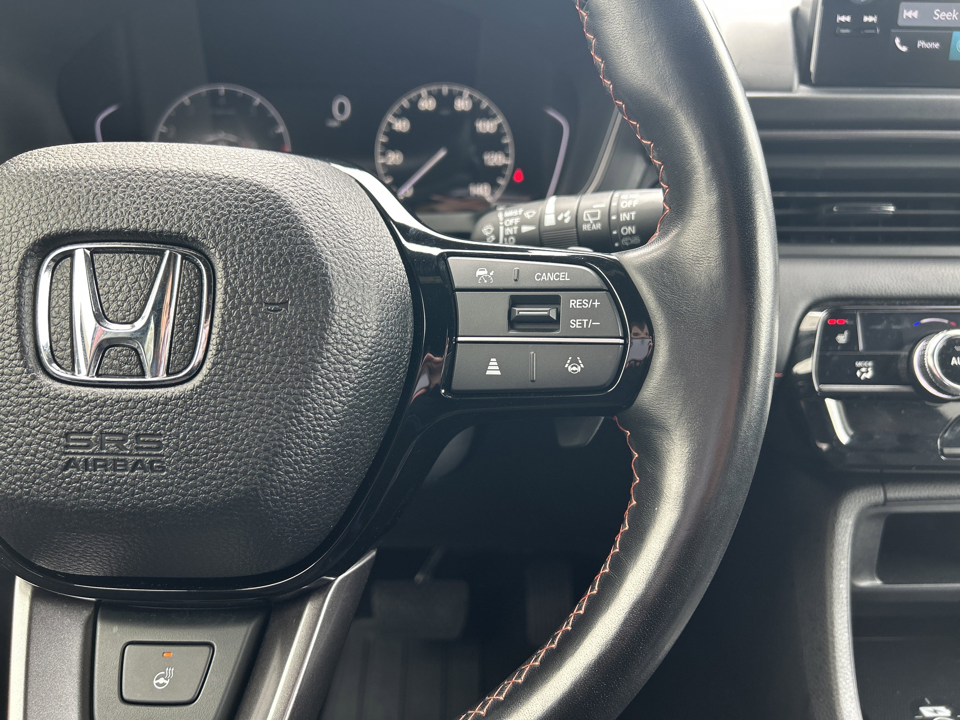 Certified 2025 Honda Pilot TrailSport image 19