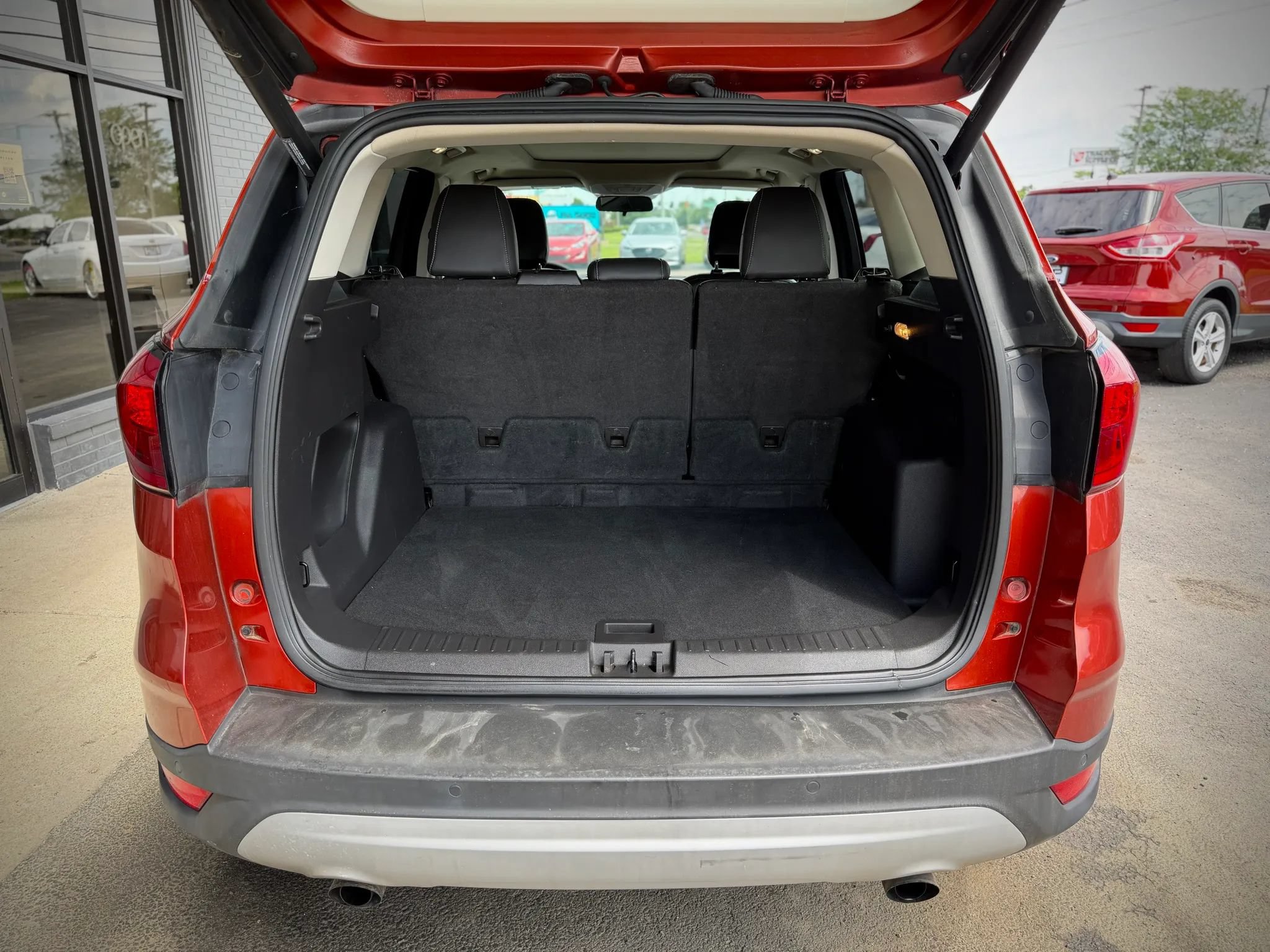 Used 2019 Ford Escape SEL FWD image 19