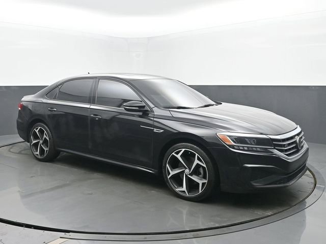 Used 2021 Volkswagen Passat 2.0T R-Line image 7