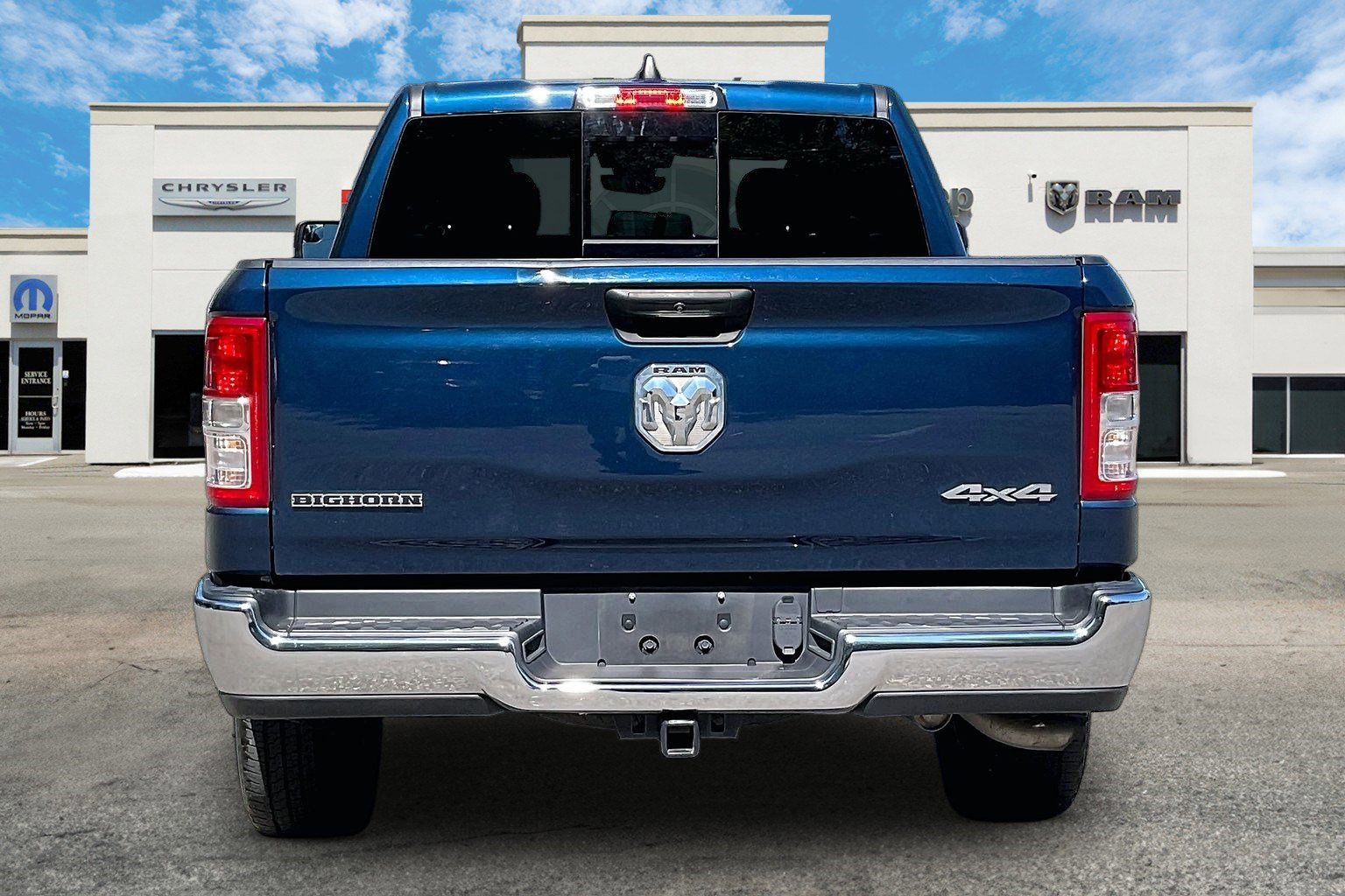 Used 2023 RAM 1500 Big Horn AWD/4WD image 4