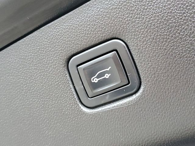 Used 2020 Chevrolet Blazer RS image 39