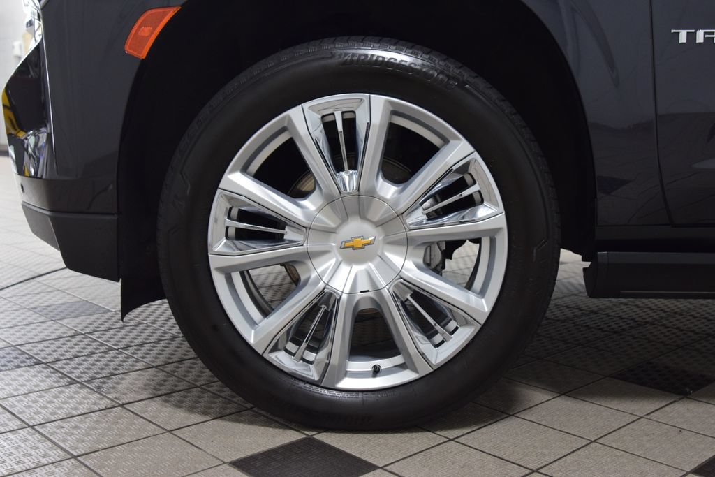 Used 2023 Chevrolet Tahoe High Country AWD/4WD image 28