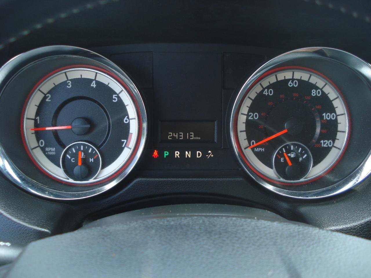 Used 2018 Dodge Grand Caravan SXT image 22