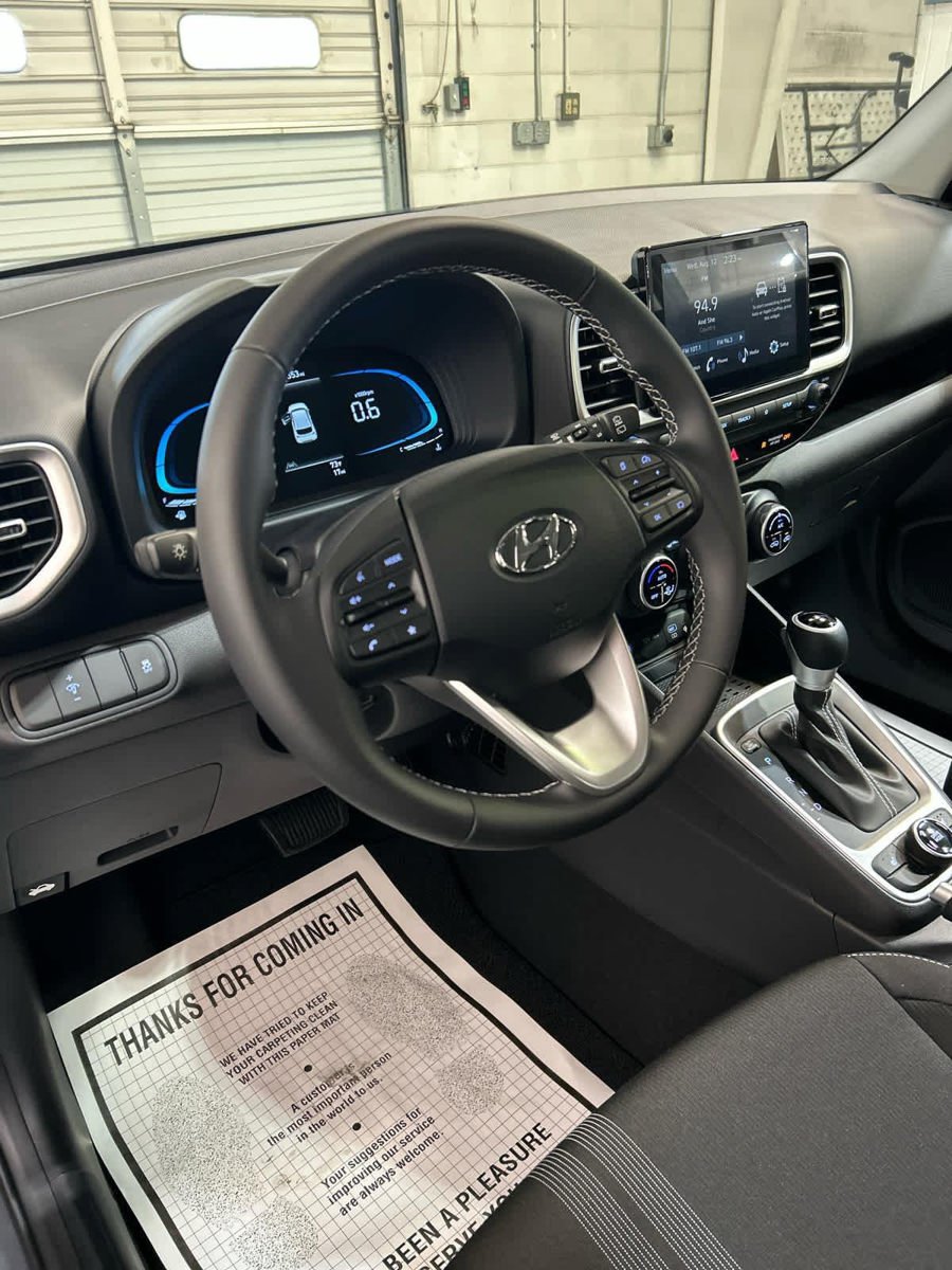 New 2026 Hyundai Venue SEL FWD image 10
