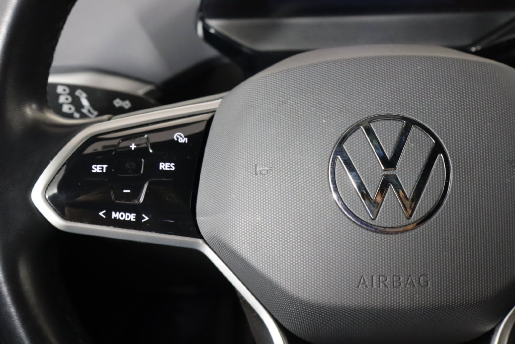 Used 2022 Volkswagen ID.4 Pro AWD/4WD image 8