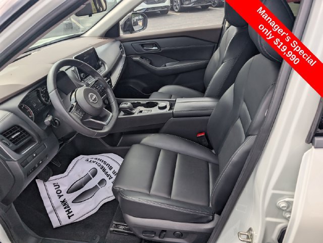 Certified 2023 Nissan Rogue SV w/ SV Premium B Package AWD/4WD image 17
