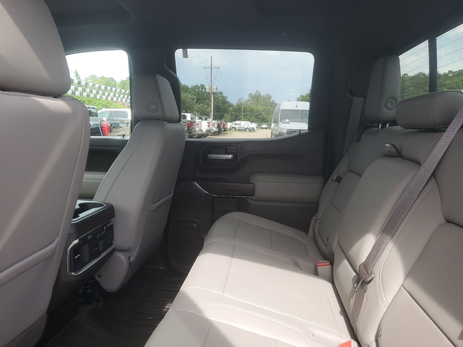 Used 2021 GMC Sierra 1500 SLT w/ SLT Premium Plus Package AWD/4WD image 12