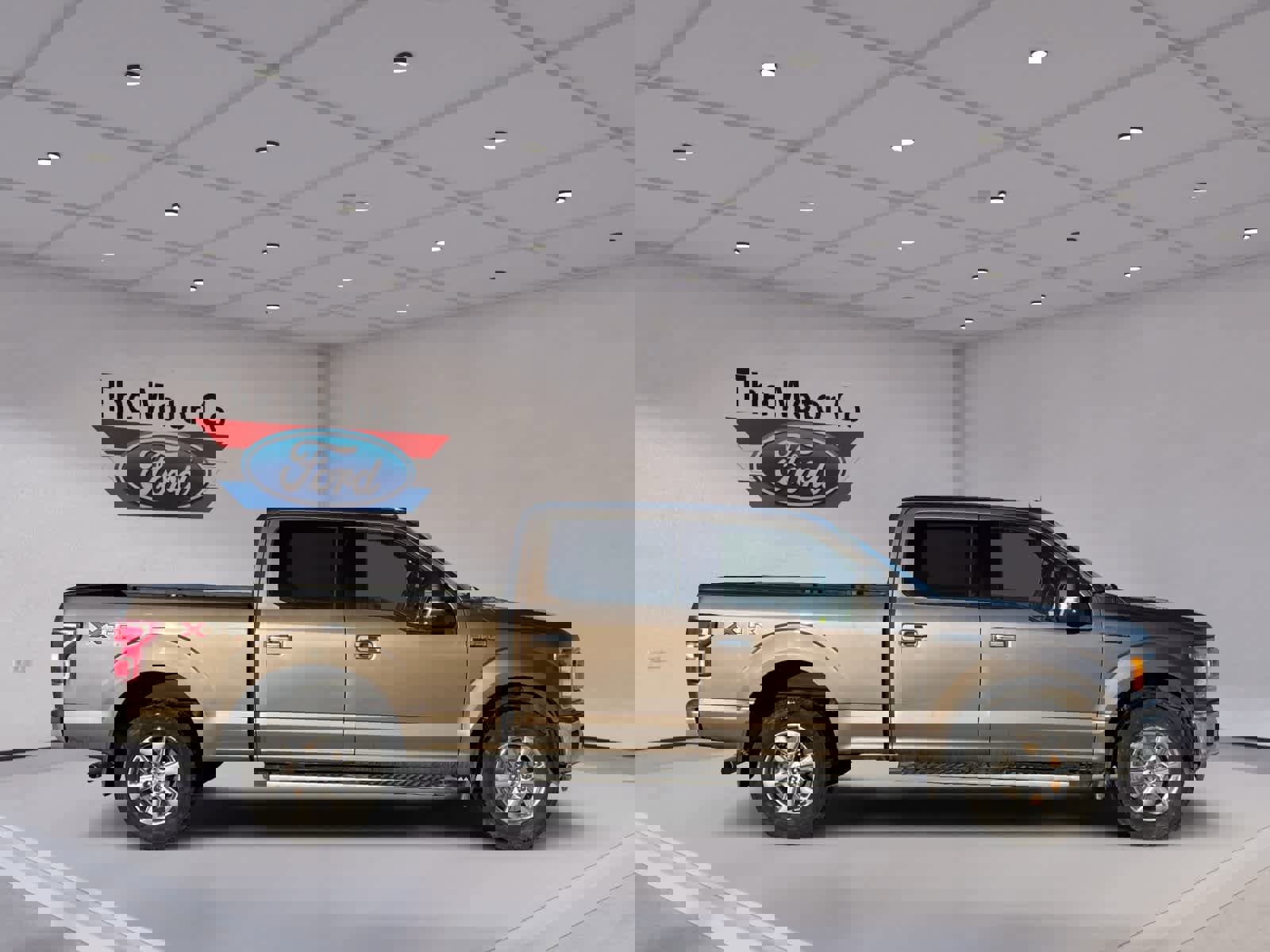 Used 2018 Ford F150 XLT w/ Equipment Group 302A Luxury image 4