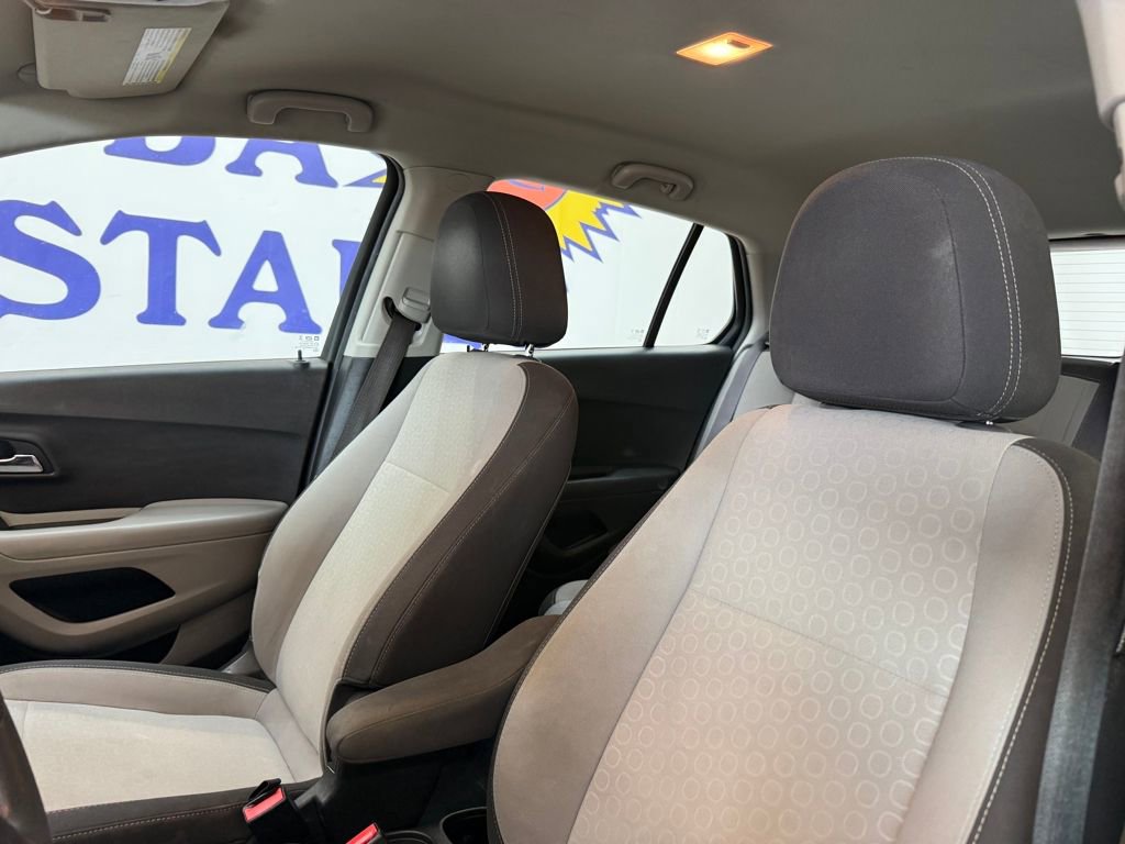 Used 2016 Chevrolet Trax LS image 11