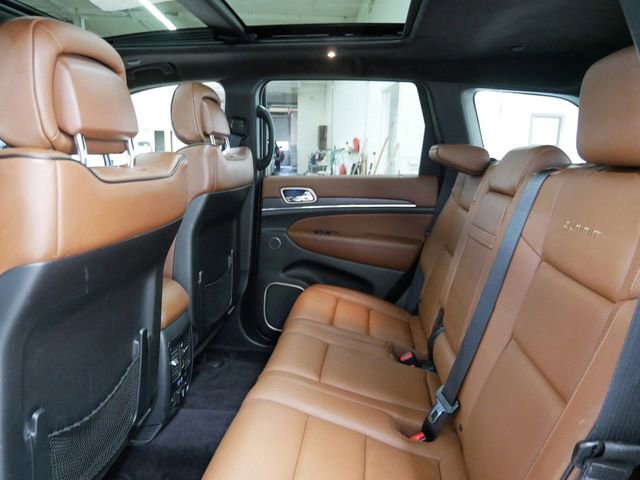 Used 2017 Jeep Grand Cherokee Summit image 9