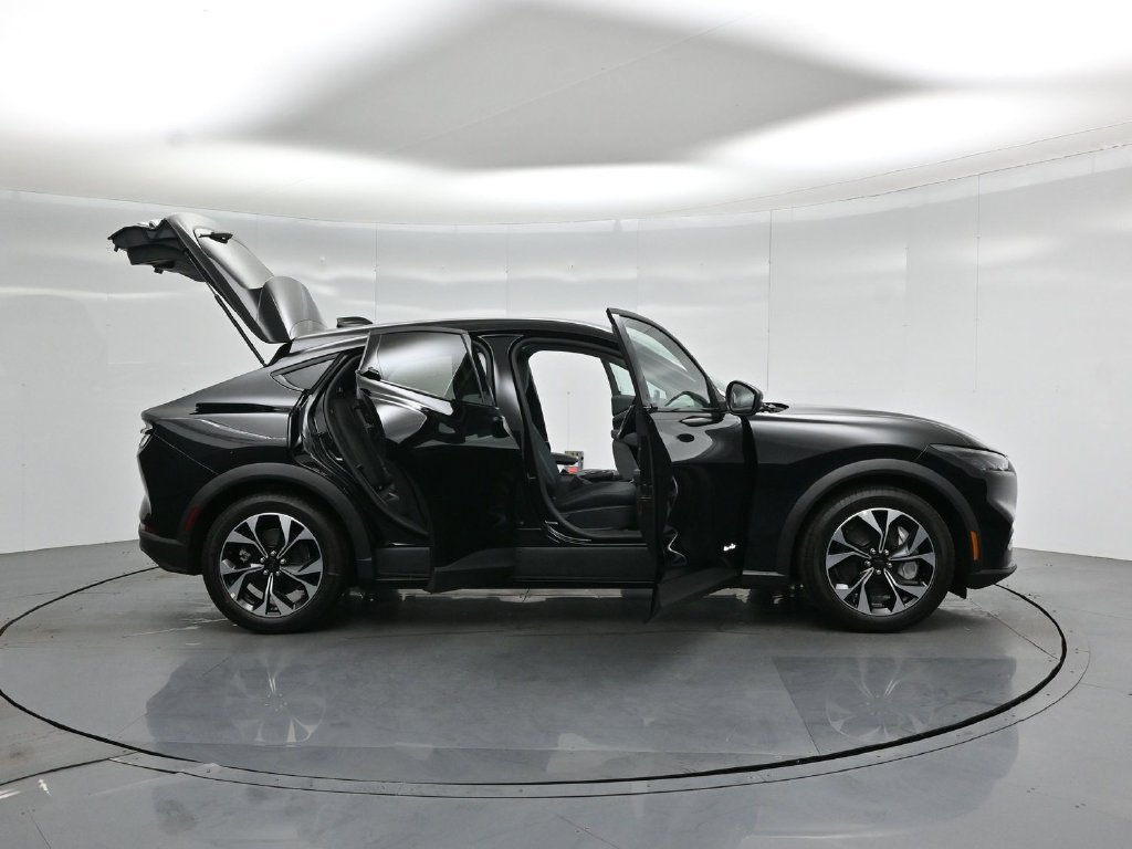 New 2026 Ford Mustang Mach-E Select RWD image 3