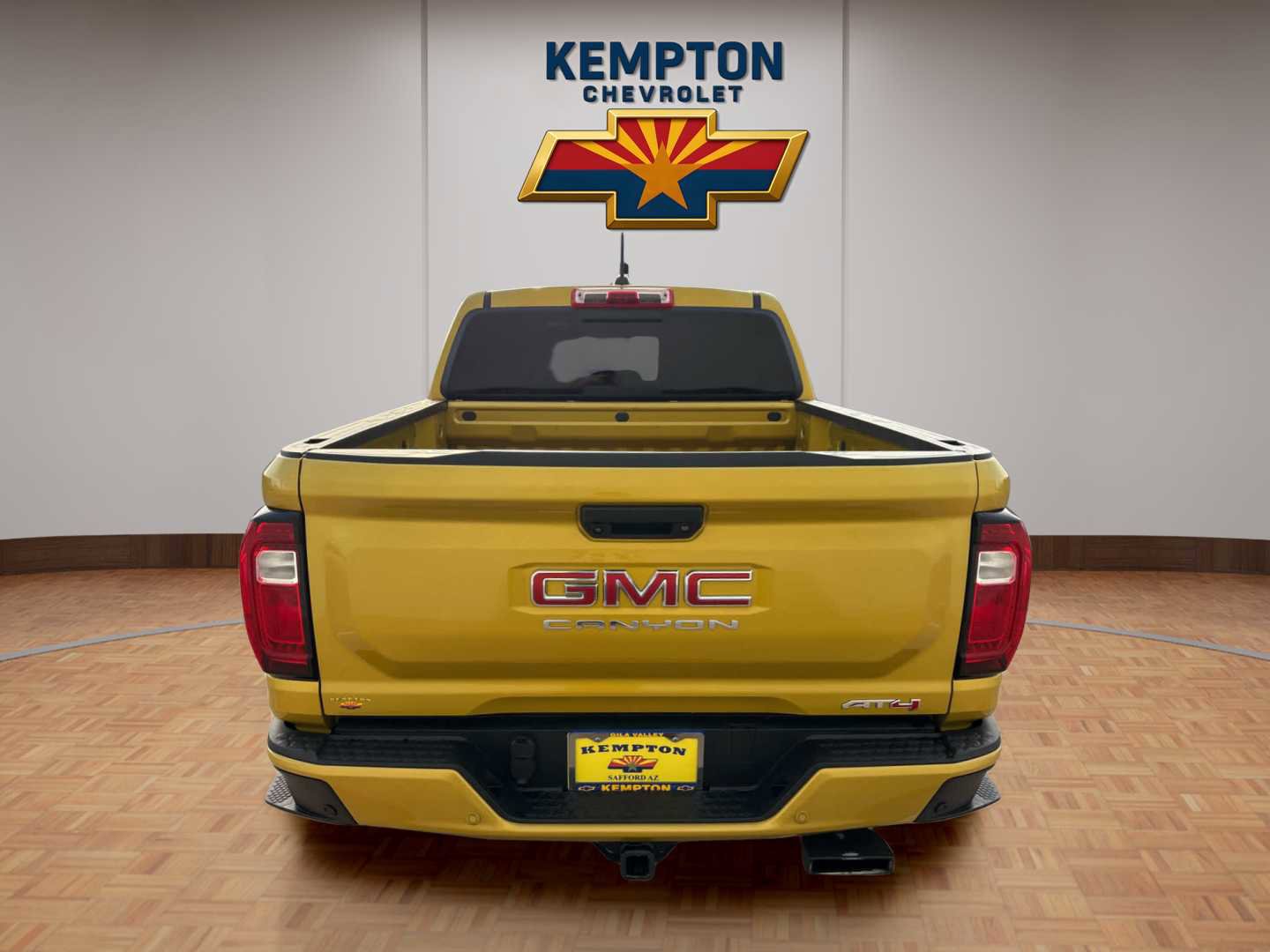 Used 2023 GMC Canyon AT4 w/ AT4 Premium Package image 5