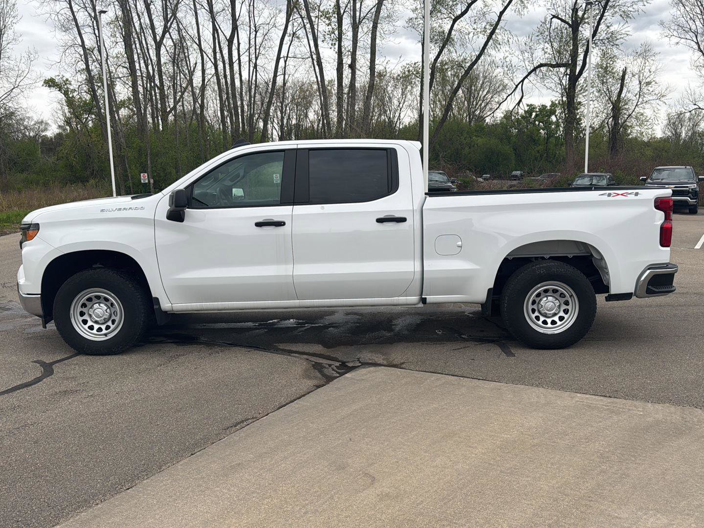 Used 2024 Chevrolet Silverado 1500 W/T w/ WT Value Package AWD/4WD image 2