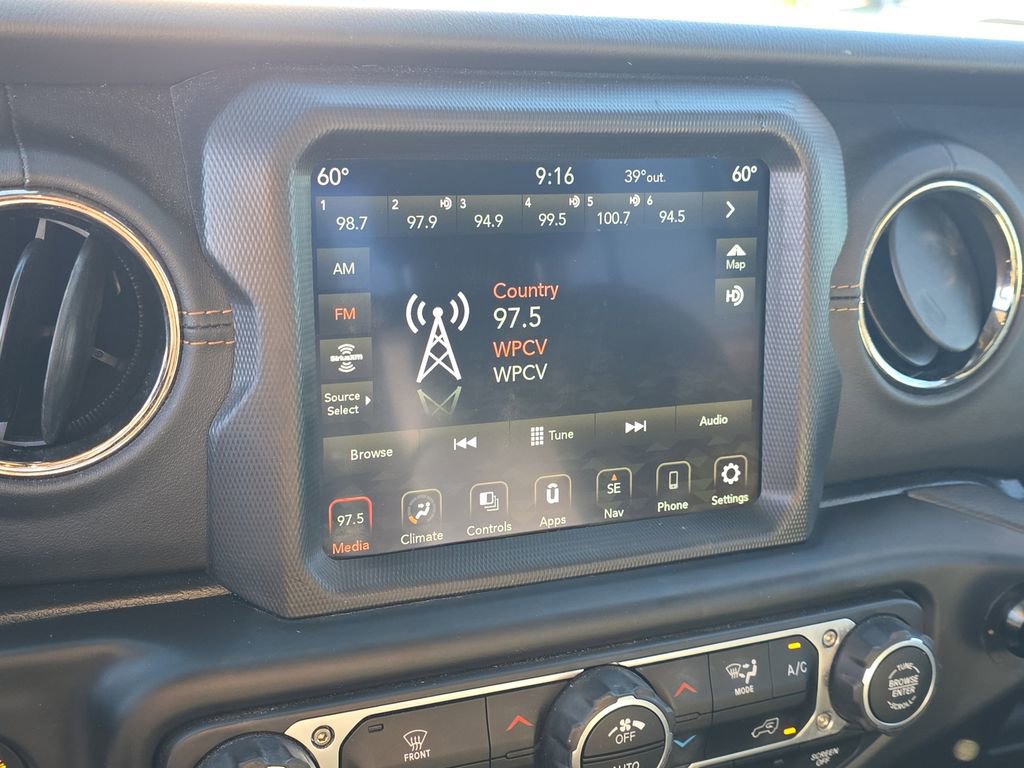 Used 2021 Jeep Gladiator Overland image 20