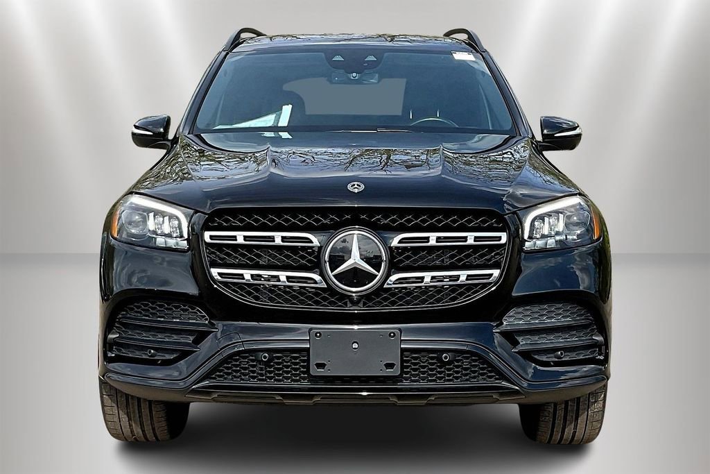 Used 2022 Mercedes-Benz GLS 450 4MATIC image 2
