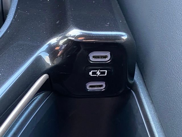 Used 2025 Toyota Crown Signia AWD/4WD image 23