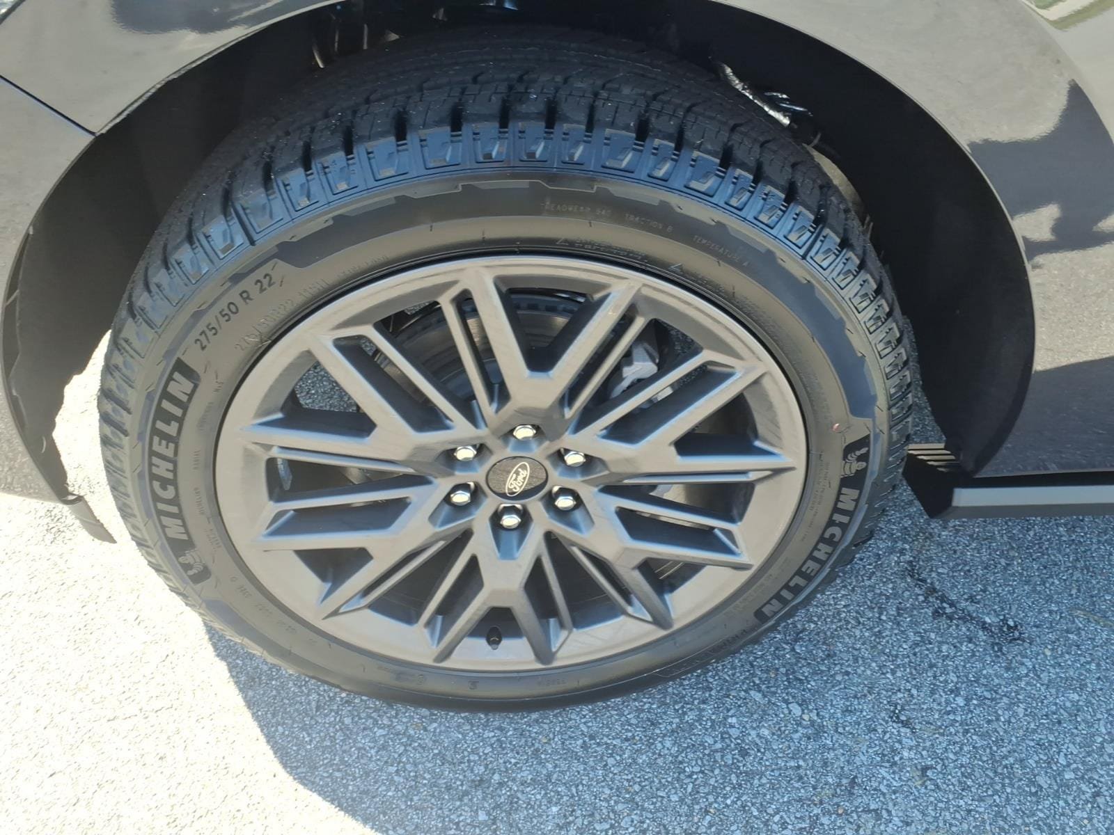 New 2027 Ford Expedition Max Platinum w/ Stealth Appearance Package AWD/4WD image 4