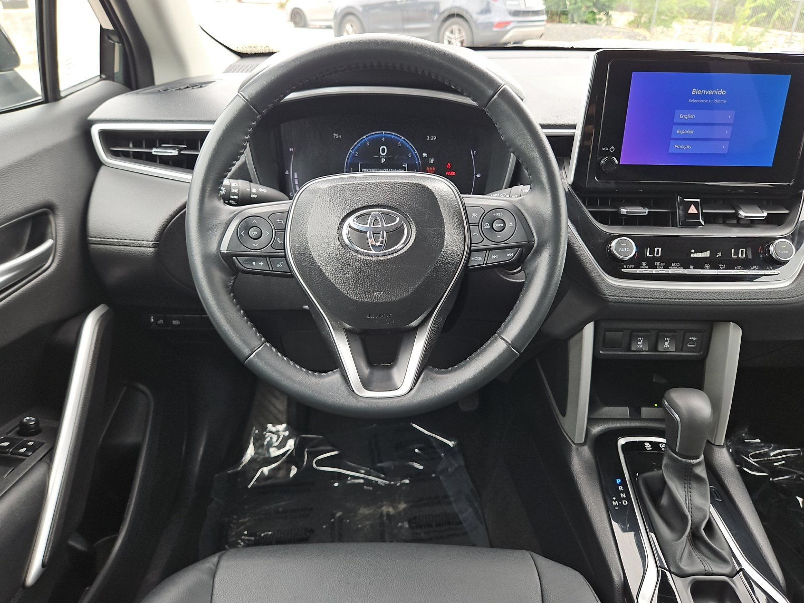 Certified 2025 Toyota Corolla Cross XLE FWD image 13