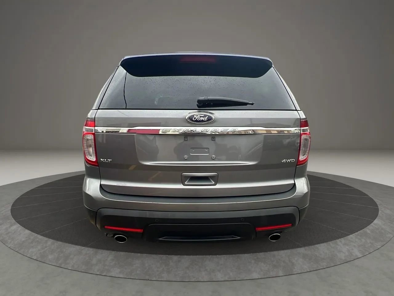 Used 2014 Ford Explorer XLT image 6