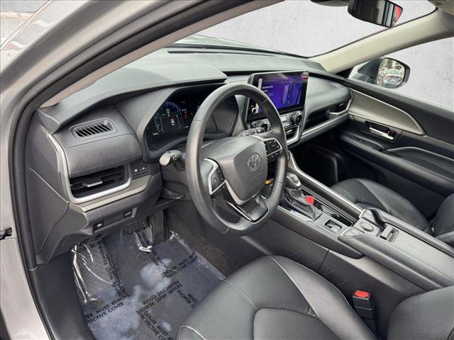 Certified 2025 Toyota Grand Highlander AWD image 11