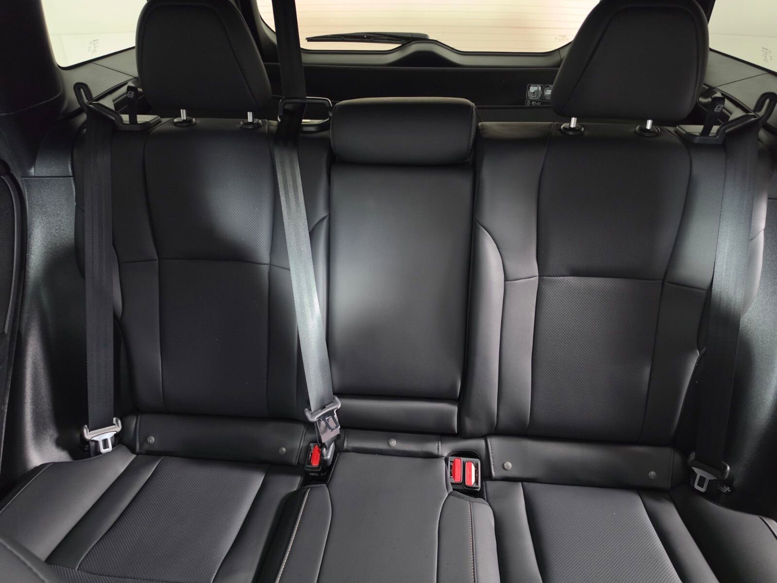 Used 2026 Subaru Outback Limited XT w/ Premium/Limited Package 2 image 17