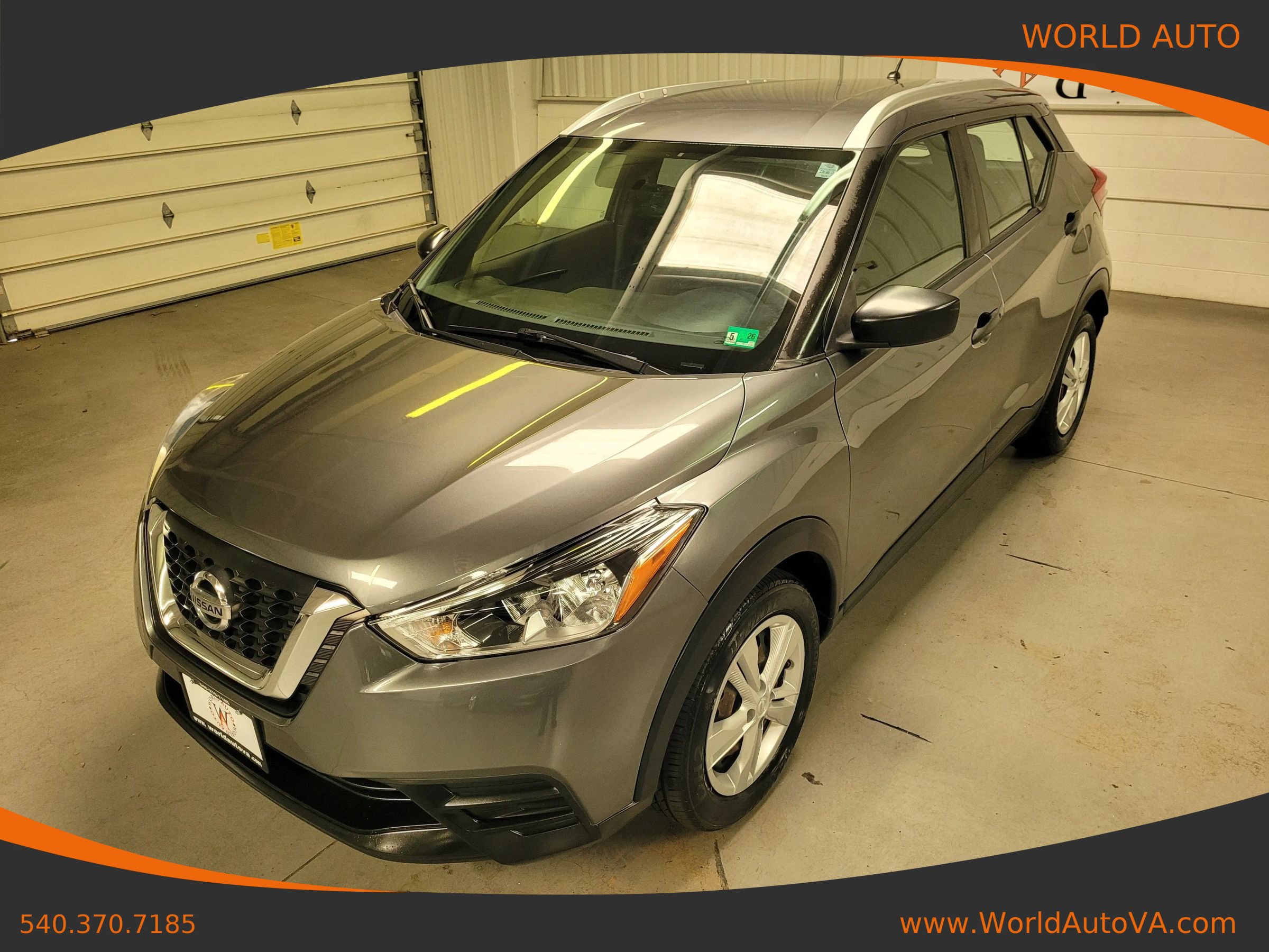 Used 2019 Nissan Kicks S FWD image 1