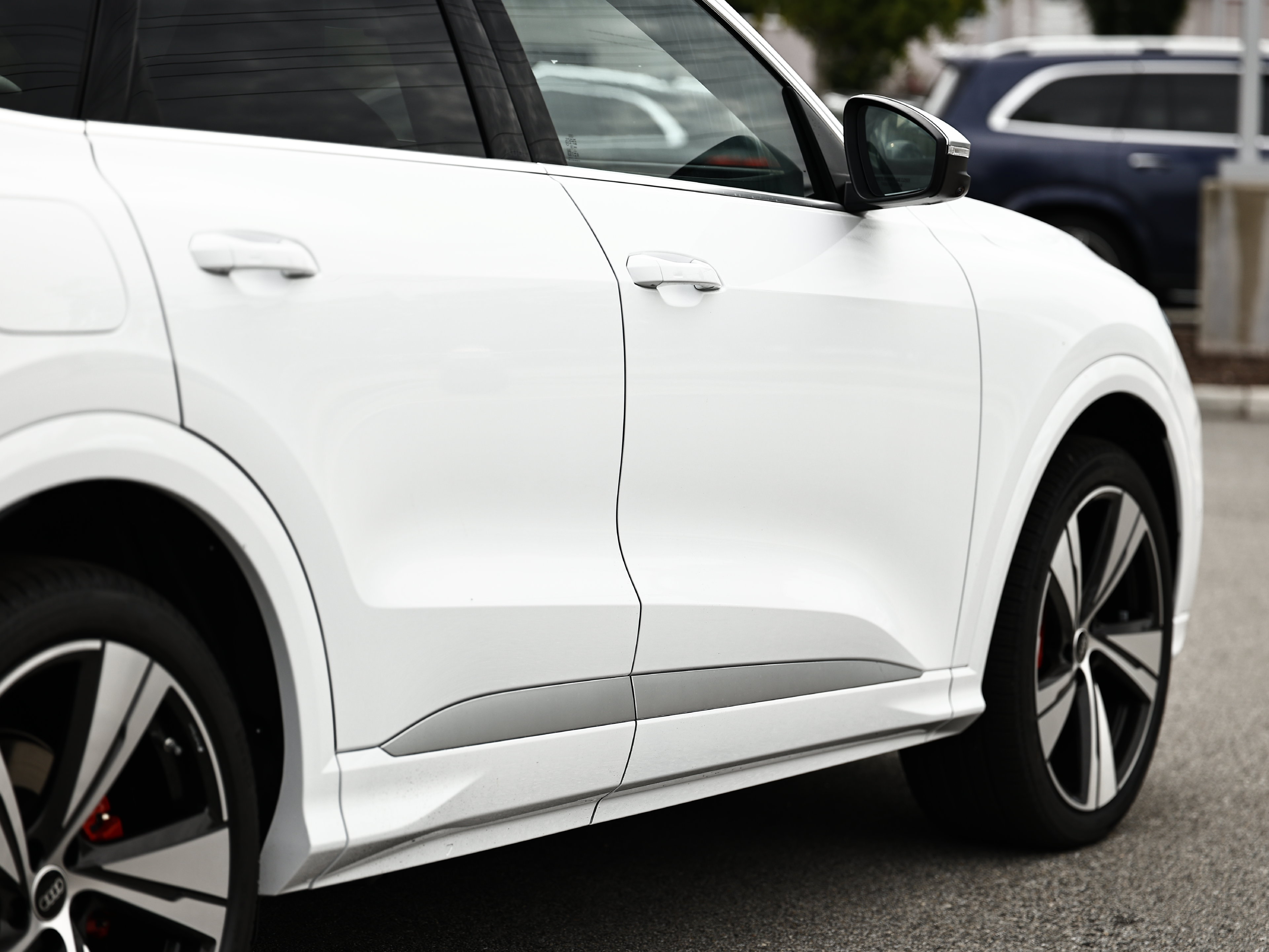 New 2026 Audi SQ5 Prestige AWD/4WD image 8