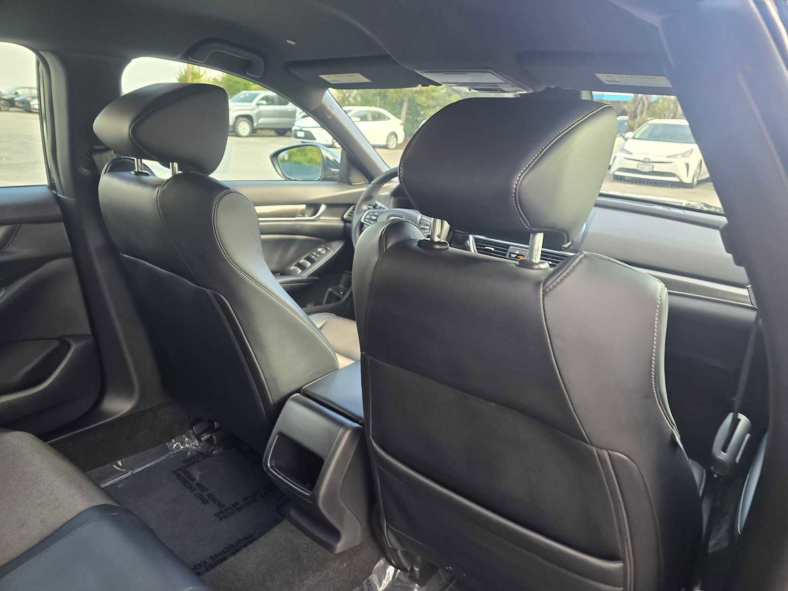 Used 2018 Honda Accord Sport image 15