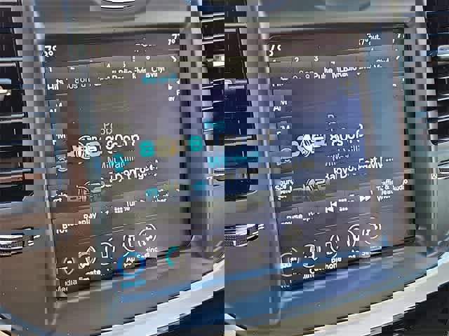 Used 2023 Chrysler 300 Touring w/ Sport Appearance Package image 19