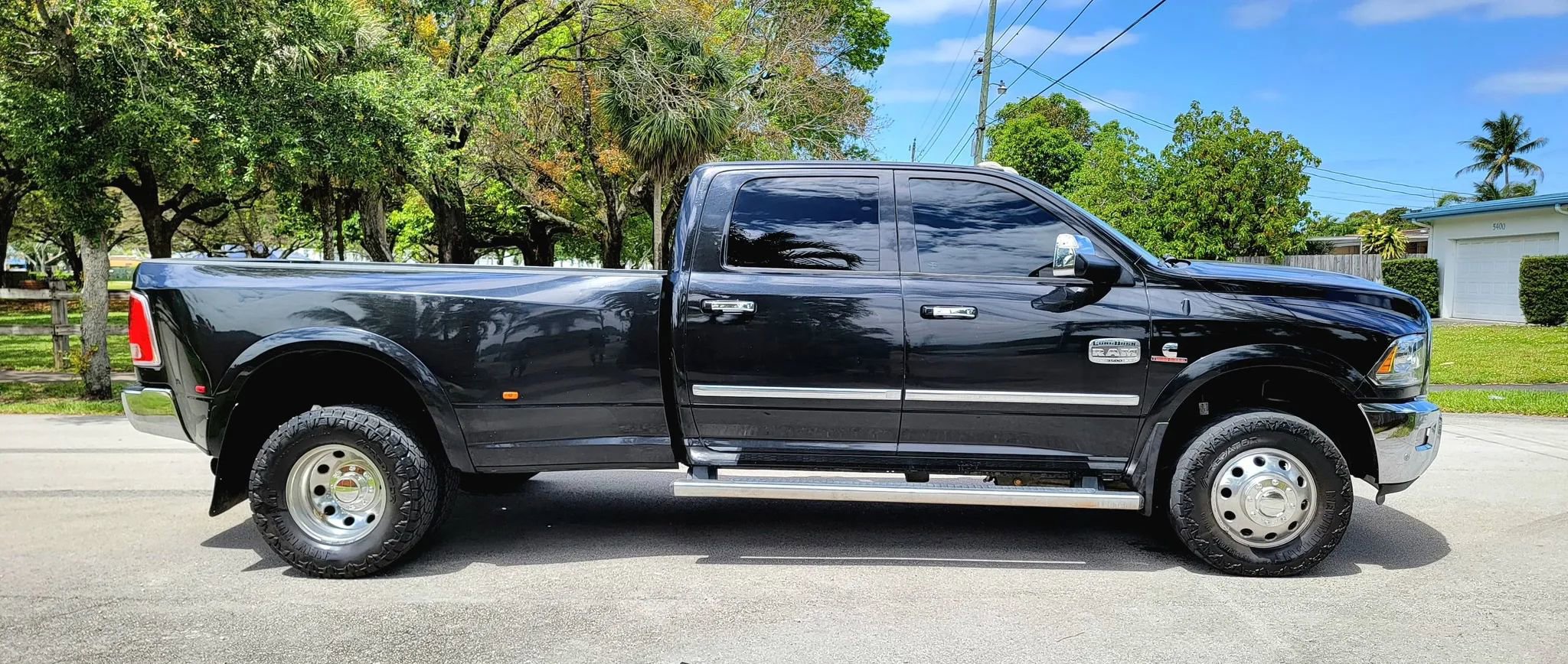 Used 2016 RAM 3500 Laramie Longhorn image 10