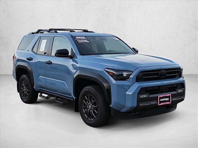 Used 2025 Toyota 4Runner SR5 AWD/4WD image 3