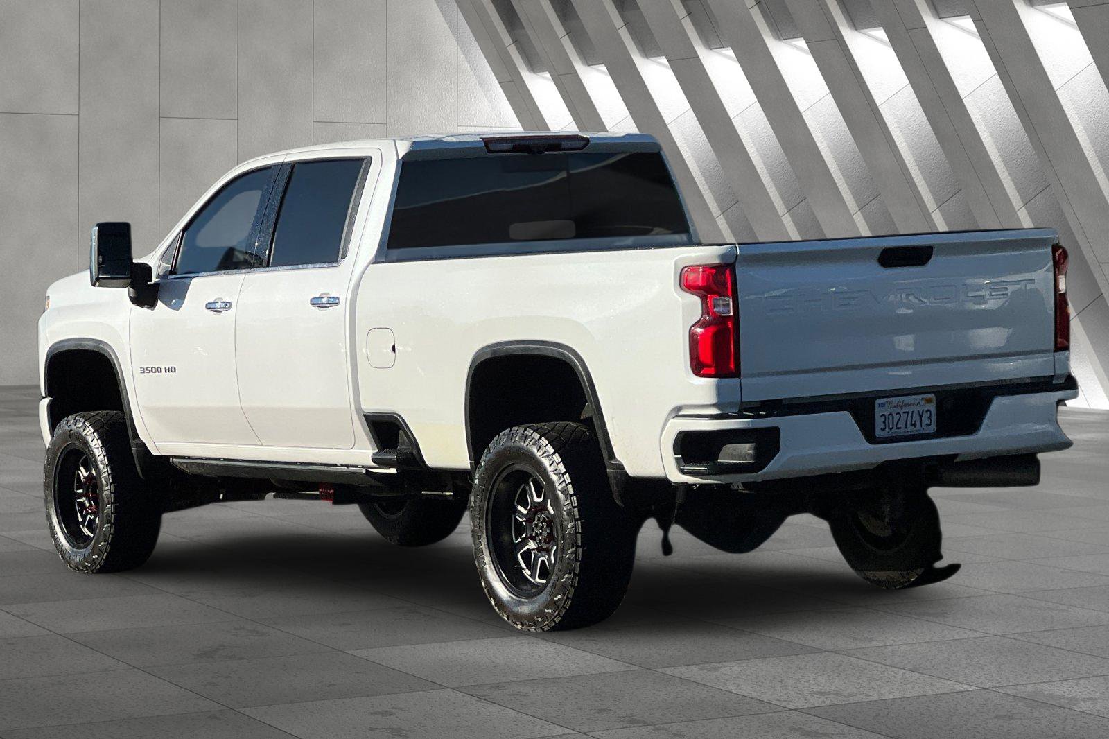 Used 2021 Chevrolet Silverado 3500 High Country w/ Z71 Off-Road Package image 6