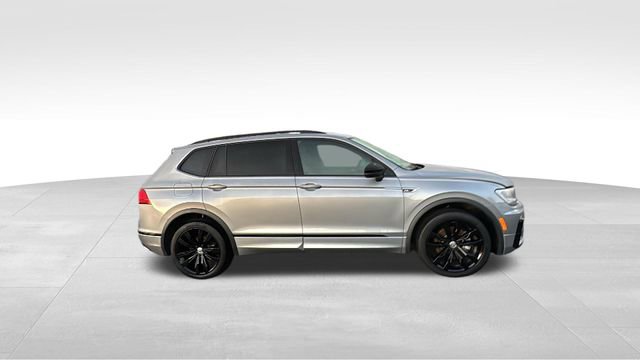 Used 2021 Volkswagen Tiguan SE R-Line image 30