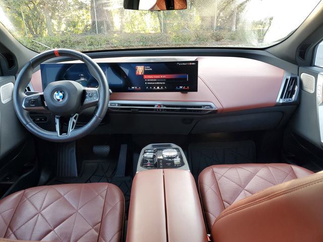 Used 2025 BMW iX M60 image 11