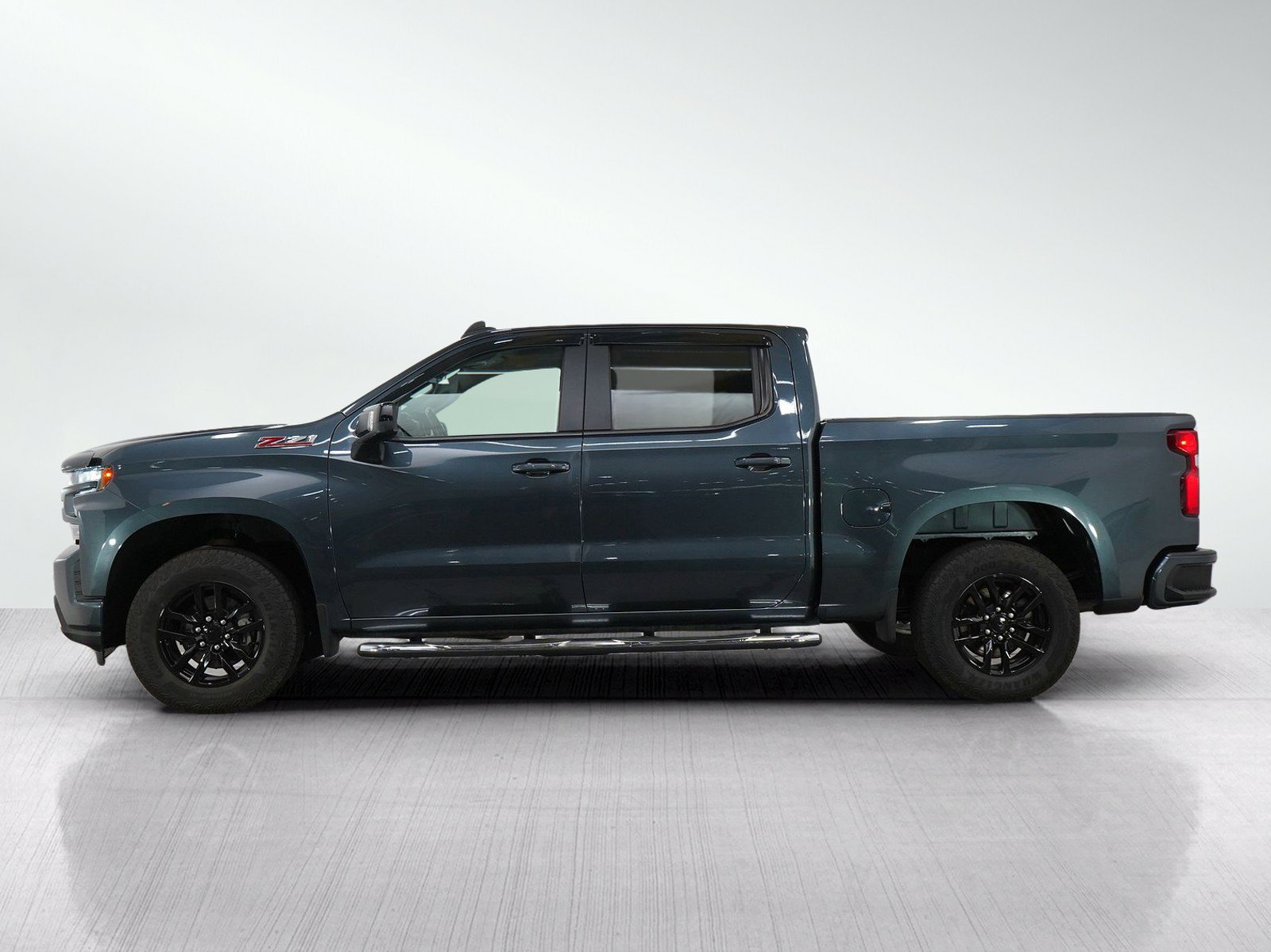 Used 2019 Chevrolet Silverado 1500 RST w/ All-Star Edition AWD/4WD image 2
