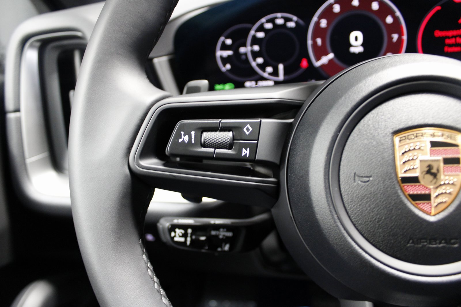 New 2026 Porsche Cayenne Coupe image 28