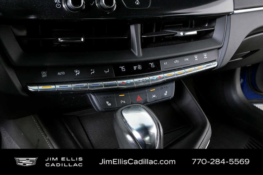 Used 2023 Cadillac CT4 Luxury w/ Cold Weather Package AWD/4WD image 15